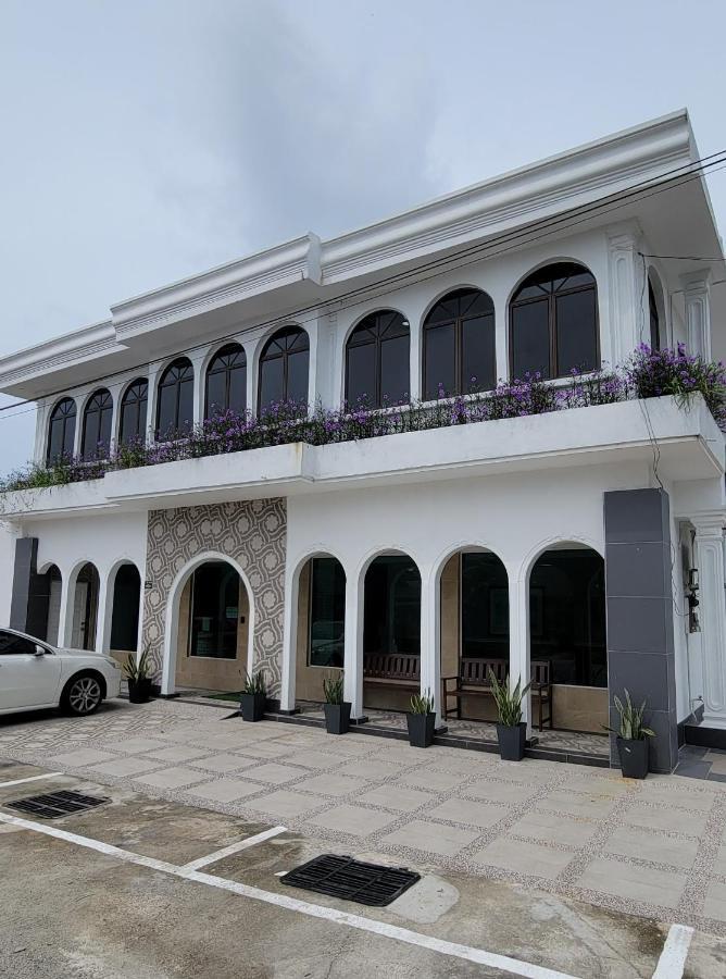 Hotel Shafura 3 Chukai Exterior foto
